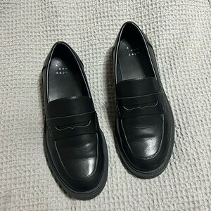 Women’s Loafers